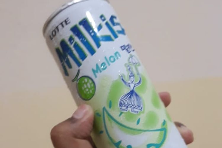 Susu rasa melon ala Korea yang mengandung soda.