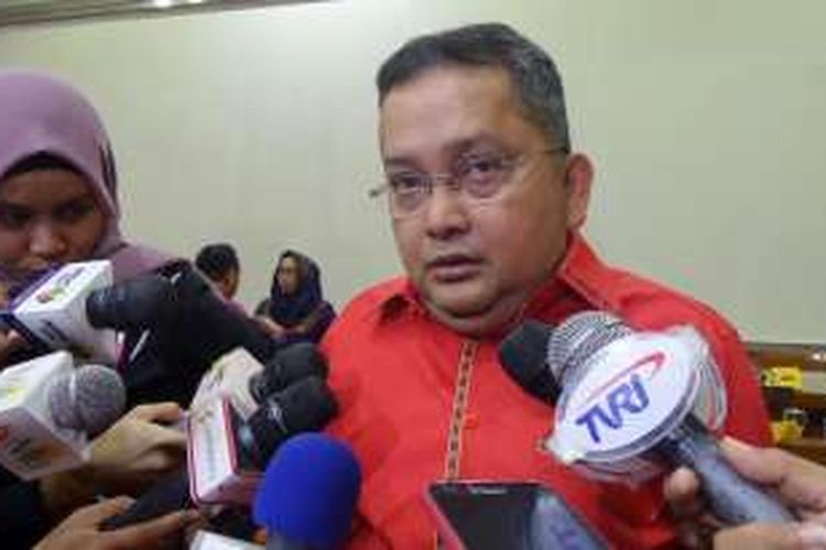 Wakil Ketua Komisi III DPR, Trimedya Pandjaitan di Kompleks Parlemen, Senayan, Jakarta, Rabu (21/9/2016)