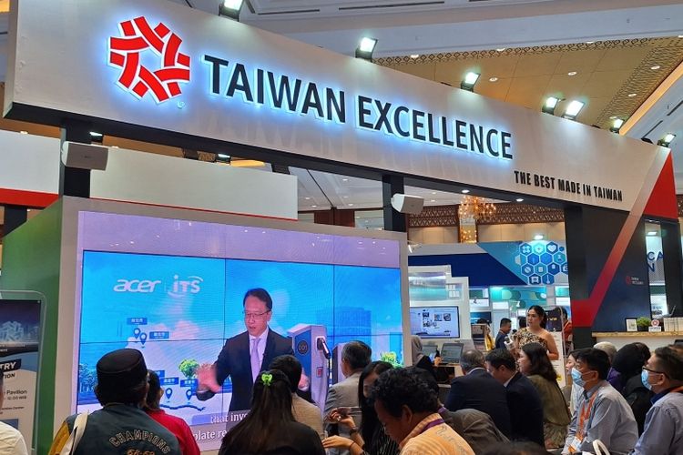 Taiwan Excellence Pavilion menghadirkan hampir 83 produk pilihan dari 29 perusahaan Taiwan terkemuka.