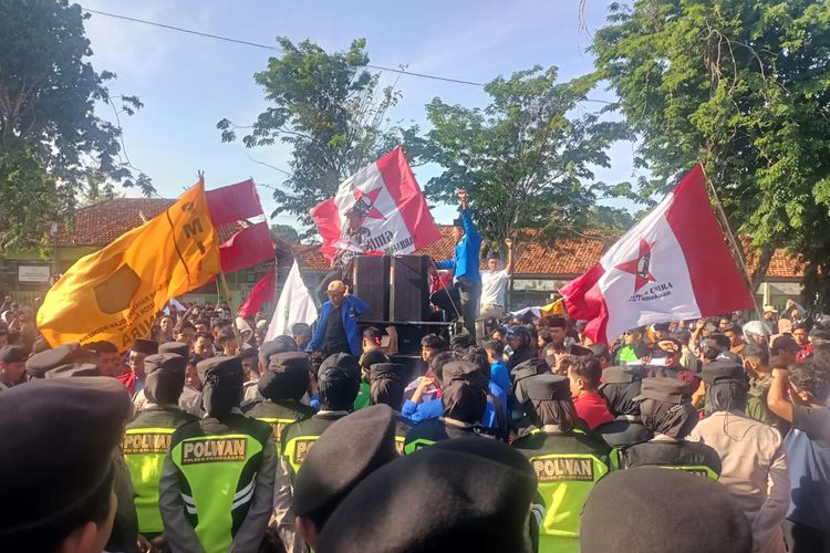 Lirik Lagu Buruh Tani yang Kerap Dinyanyikan Saat Aksi Massa