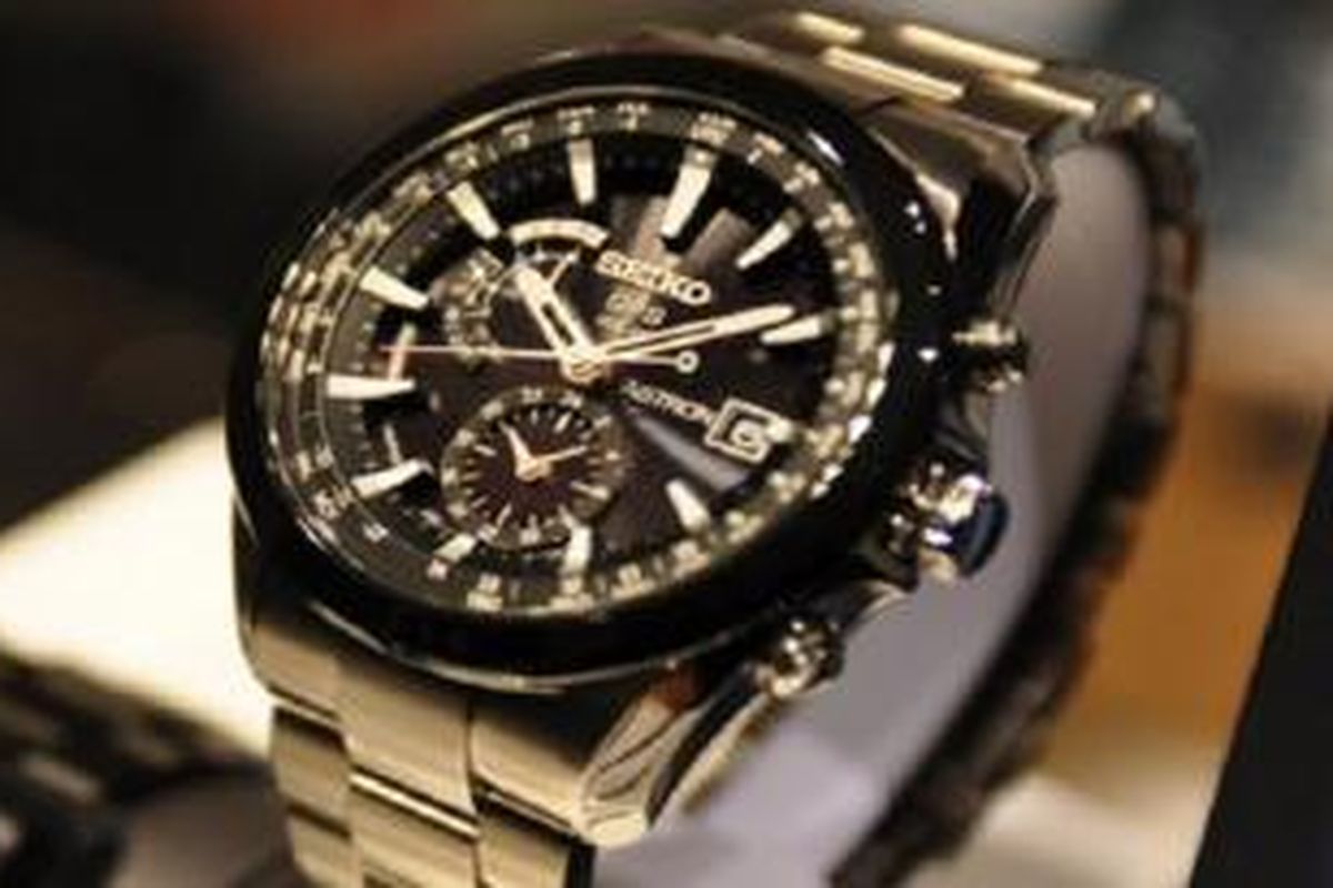 Jam tangan seiko astron gps cheap solar