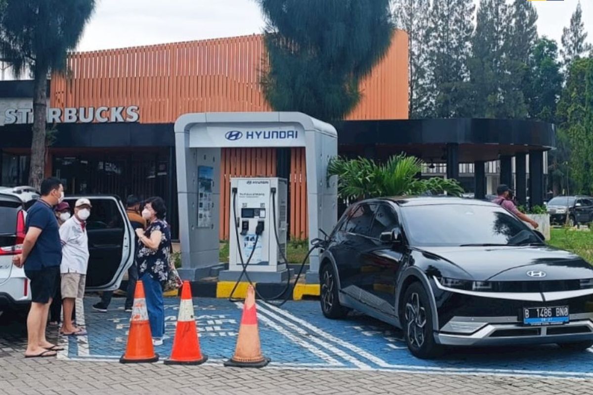 Daftar 14 Titik SPKLU Baru Di Rest Area Jalan, Buat Mobil Listrik