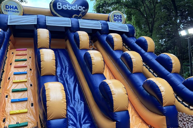 Playground inflatable di Plaza Sudirman, Pintu 6, Gelora Bung Karno hadir mulai tanggal 20 hingga 28 Desember 2025.