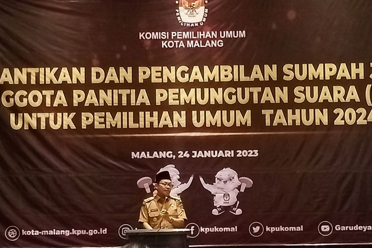 Wali Kota Malang, Sutiaji dalam pelantikan 171 anggota Panitia Pemungutan Suara (PPS) pada Selasa (24/1/2023) di salah satu hotel Kota Malang.