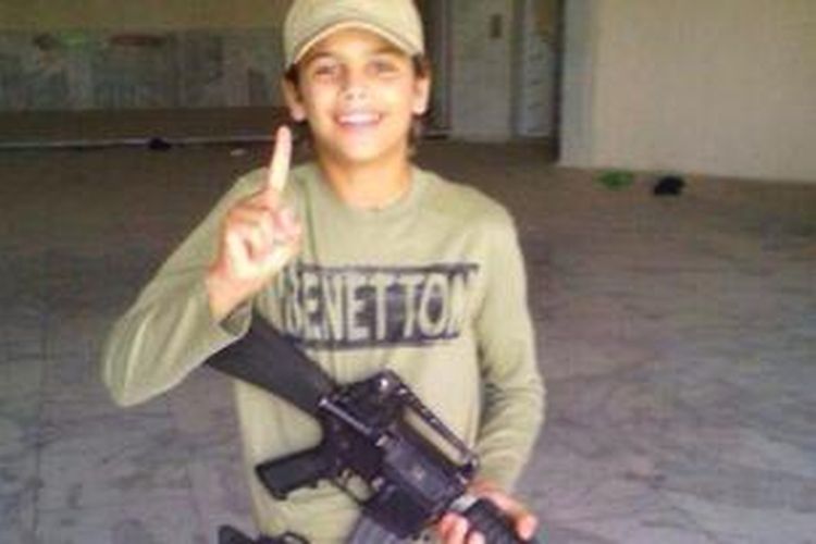 Abu Bakr al-Faransi (13) diyakini sebagai anggota ISIS termuda yang tewas dalam pertempuran.