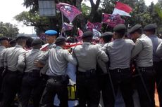 Demonstran Sebut Budi Gunawan Berpangkat Komisaris Besar
