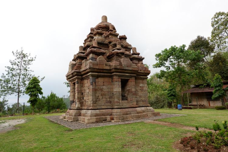 Candi Selogriyo di Desa Candisari, Kecamatan Windusari, Kabupaten Magelang.