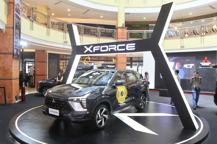 Mitsubishi XForce menjadi penantang terbaru di segmen SUV B yang dihuni Hyundai Creta, Suzuki Grand Vitara, Toyota Yaris Cross, Wuling Alvez, dan Honda HR-V. 