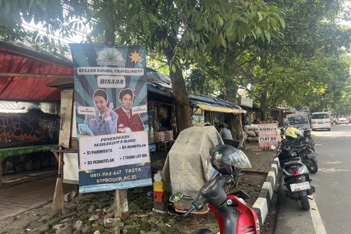 Area trotoar pejalan kaki yang kini sudah berubah menjadi lapak PKL di Kota Bogor
