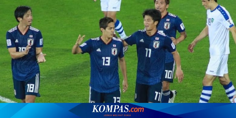 Asa Jepang dari Sepanjang Garis Pantai Fukushima
