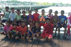 Anak-anak Nelayan Tanjung Batu Mengimpikan Emas...