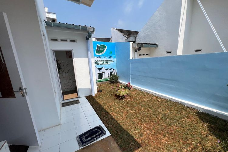 Deretan rumah bergaya Skandinavia dengan dominasi warna putih dan hijau tampak berjajar rapi di Perumahan Puri Delta City Side, Desa Siwatu, Kecamatan Wonotunggal, Kabupaten Batang, Jawa Tengah.