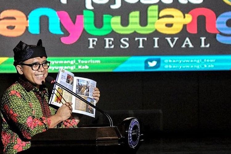 Bupati Banyuwangi, Abdulah Azwar Anas, usai membahas pengembangan wisata cokelat di Banyuwangi, Minggu (21/4/2019).