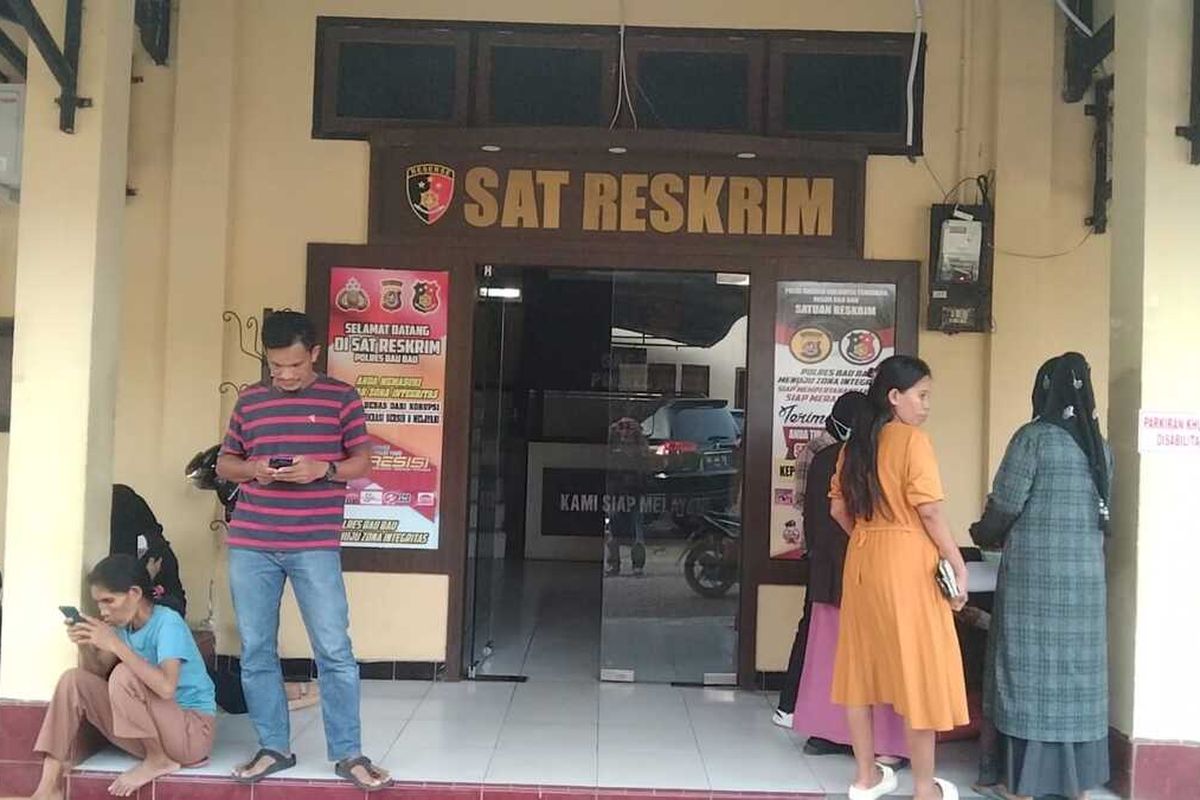 Sebanyak 40 warga melaporkan dugaan penipuan investasi ilegal AMG Pantheon ke polisi di Baubau, Sulawesi Tenggara, Kamis (27/2/2026) petang. Laporan tersebut dibuat setelah para korban mengaku mengalami kerugian mulai jutaan hingga puluhan juta rupiah.