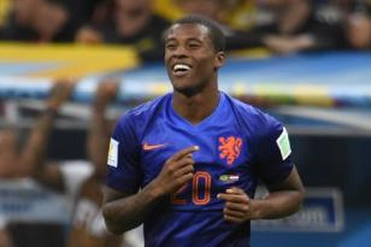 Gelandang asal Belanda, Georginio Wijnaldum.