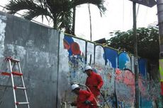 Agar Turis Betah di Yogyakarta, Warga Jepang Ini Bersihkan Vandalisme di Tembok