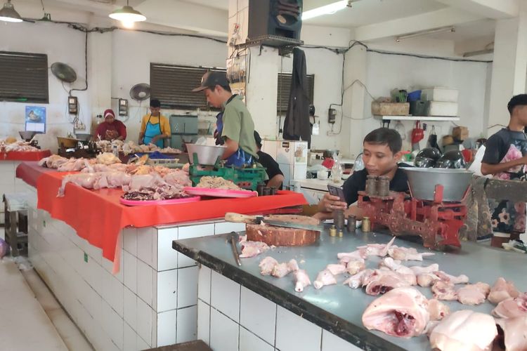 Harga Daging Ayam Tembus Rp 40 Ribu per Kilo, Warga Purworejo Kurangi Pembelian 