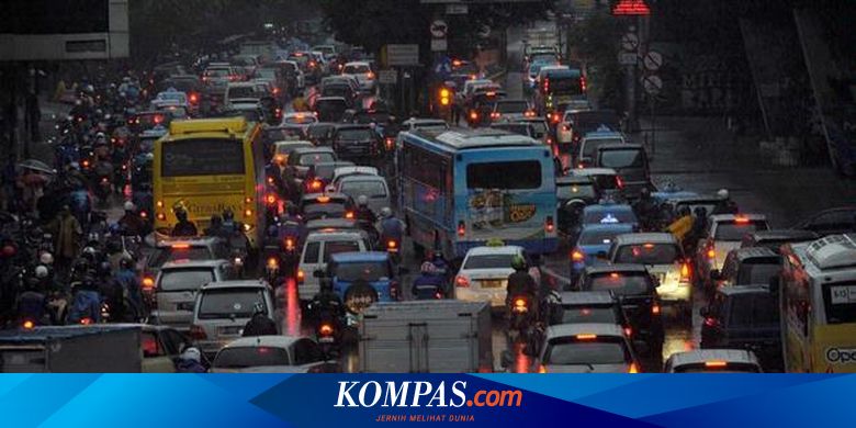 Jokowi: Anggaran Stiker Ganjil-Genap Rp 12 Miliar