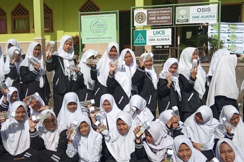 Ucapan Cinta untuk Bumi dari SMK di Semarang pada Hari Valentine