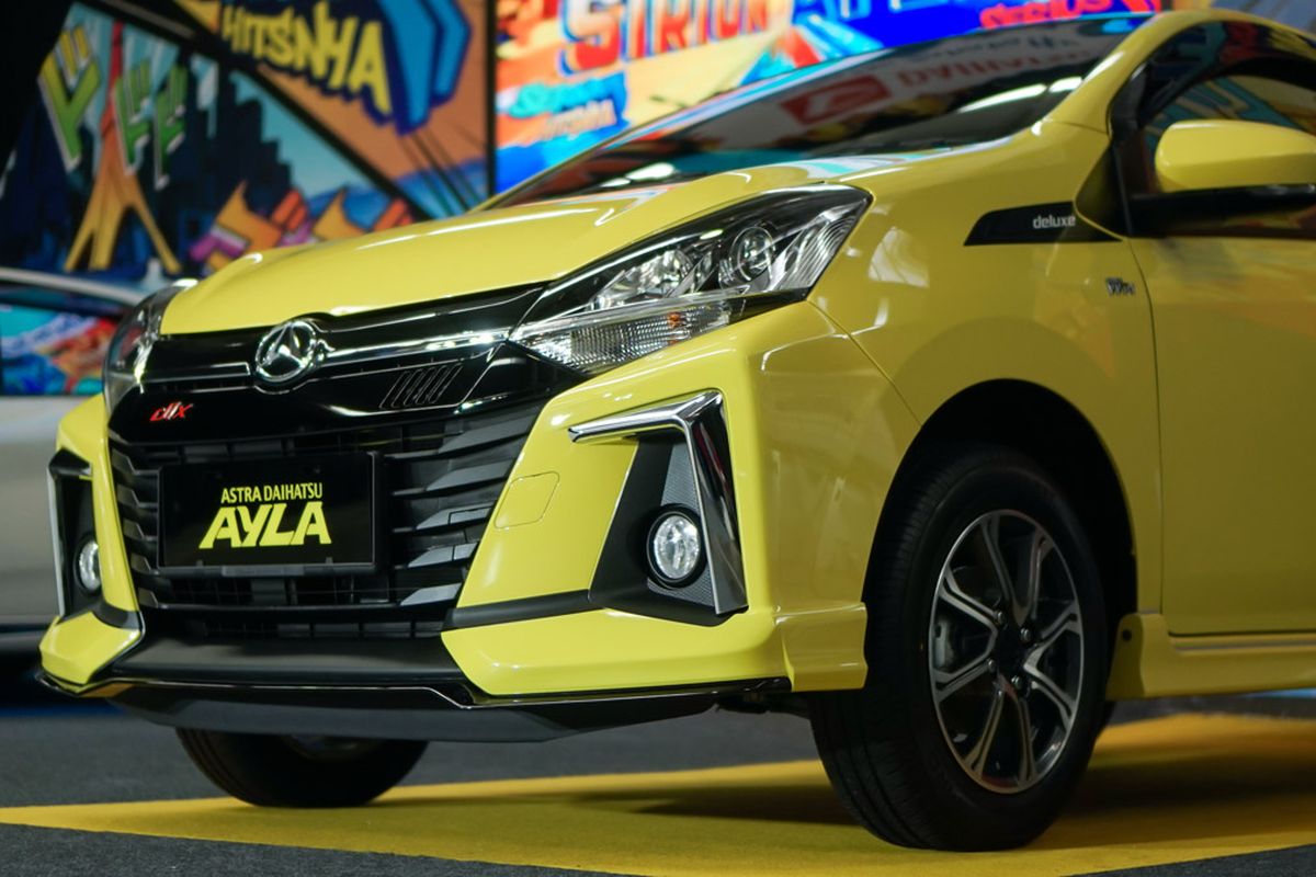 Peluncuran Daihatsu Ayla dan Sirion terbaru, Kamis (19/3/2020) dilakukan melalui live streaming akibat penyebaran virus Corona. Pembaruan di kedua model terbilang minim namun diharapkan dapat memacu pasar LCGC dan Hatchback yang melambat akibat kondisi ekonomi dan global. Foto : ADM