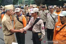 Ganjar Kirim 100 Relawan Bantu Penanganan Pasca-banjir di Jakarta dan Jabar