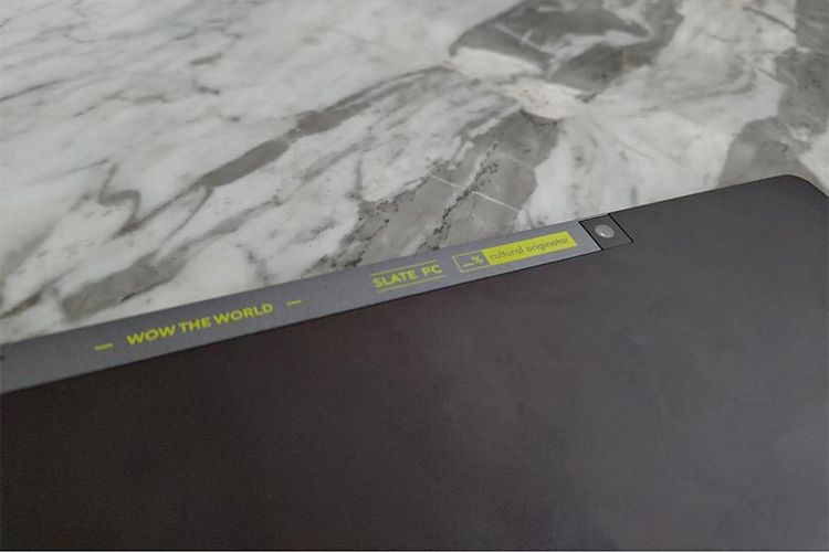 Rear view of Asus Vivobook 13 Slate OLED. 

