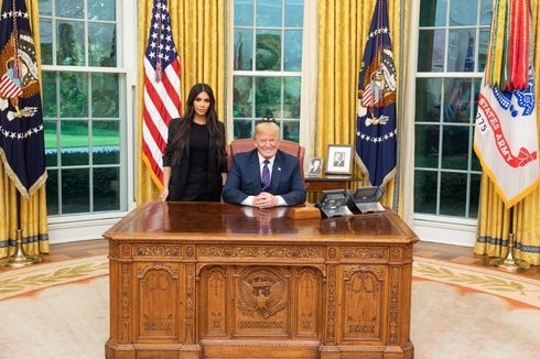 Kim Kardashian Temui Donald Trump di Gedung Putih, Ada Apa?