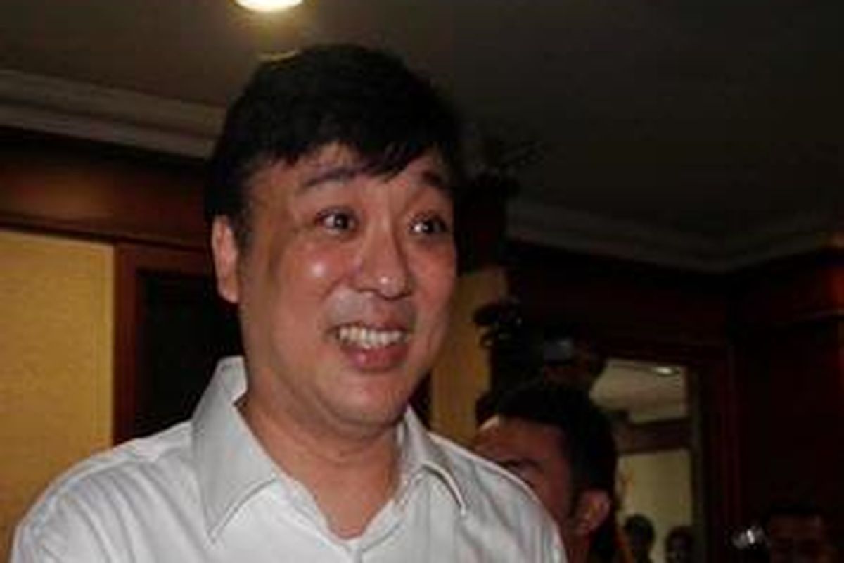 Mantan Presiden Direktur PT First Media Tbk, Billy Sindoro usai menjalani sidang perdana di Pengadilan Tindak Pidana Korupsi, Jakarta, Selasa (9/12).