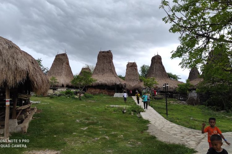 Kampung Adat Waru Wora di Kabupaten Sumba Barat, NTT