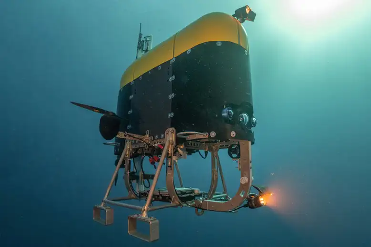 Penampakan Mesobot, robot bawah air yang digunakan untuk menyelidiki kehidupan makhluk laut di laut dalam.
