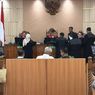 Sidang Gubernur Riau Nonaktif, Pengacara: Tuduhan Rp 800 Juta dan Jatah Preman Hilang dari Dakwaan