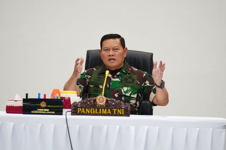 Panglima TNI Laksamana Yudo Margono saat mengawali rapat paparan latgab TNI 2023 di Wisma Ahmad Yani, Menteng, Jakarta Pusat, Selasa (4/7/2023).