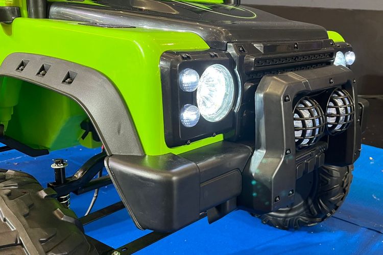 SHP Toys luncurkan replika Land Rover Defender