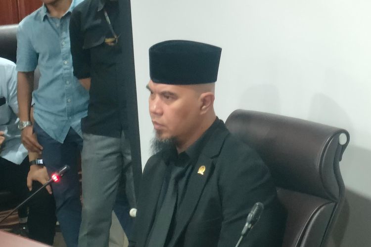 Ahmad Dhani Ngaku Keseleo Lidah Saat Plesetkan Marga Rayen Pono