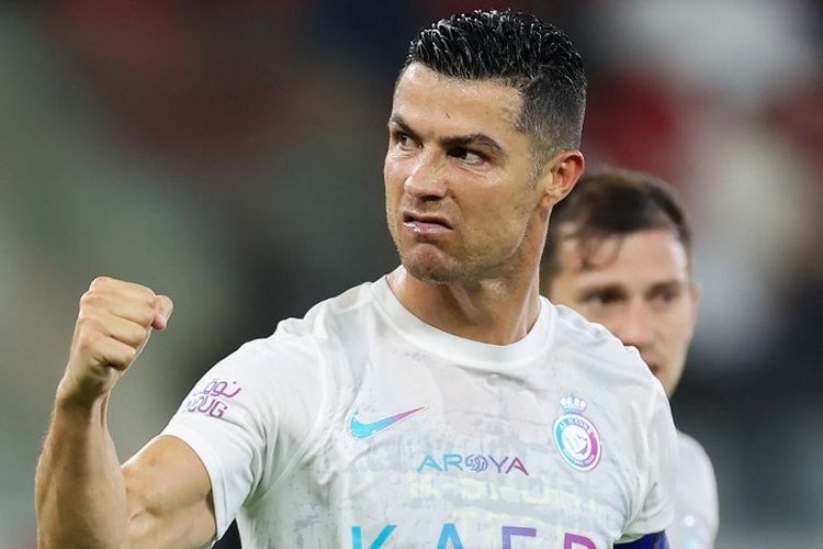 Cristiano Ronaldo membukukan dua gol penalti dalam kemenangan 5-2 Al-Nassr atas Al-Ittihad pada laga lanjutan Liga Arab Saudi, Rabu (27/8/2023). Ronaldo menjadi top skor 2023 dengan catatan 54 gol.