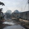 Delapan Rumah Warga Terdampak Kebakaran Pabrik Pengolah Limbah Oli di Karawang