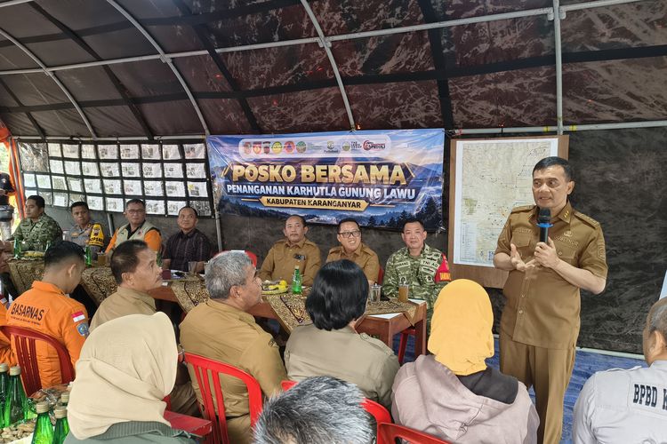 Tinggal Satu Titik Api di Kawasan Lereng Gunung Lawu, Gubernur Jateng Minta Terus Dilakukan Pemantauan