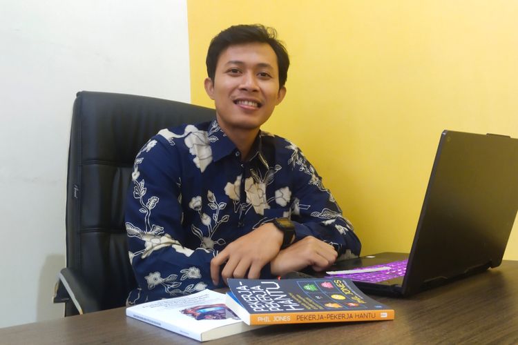 Lukman Hakim, dosen UM Surabaya