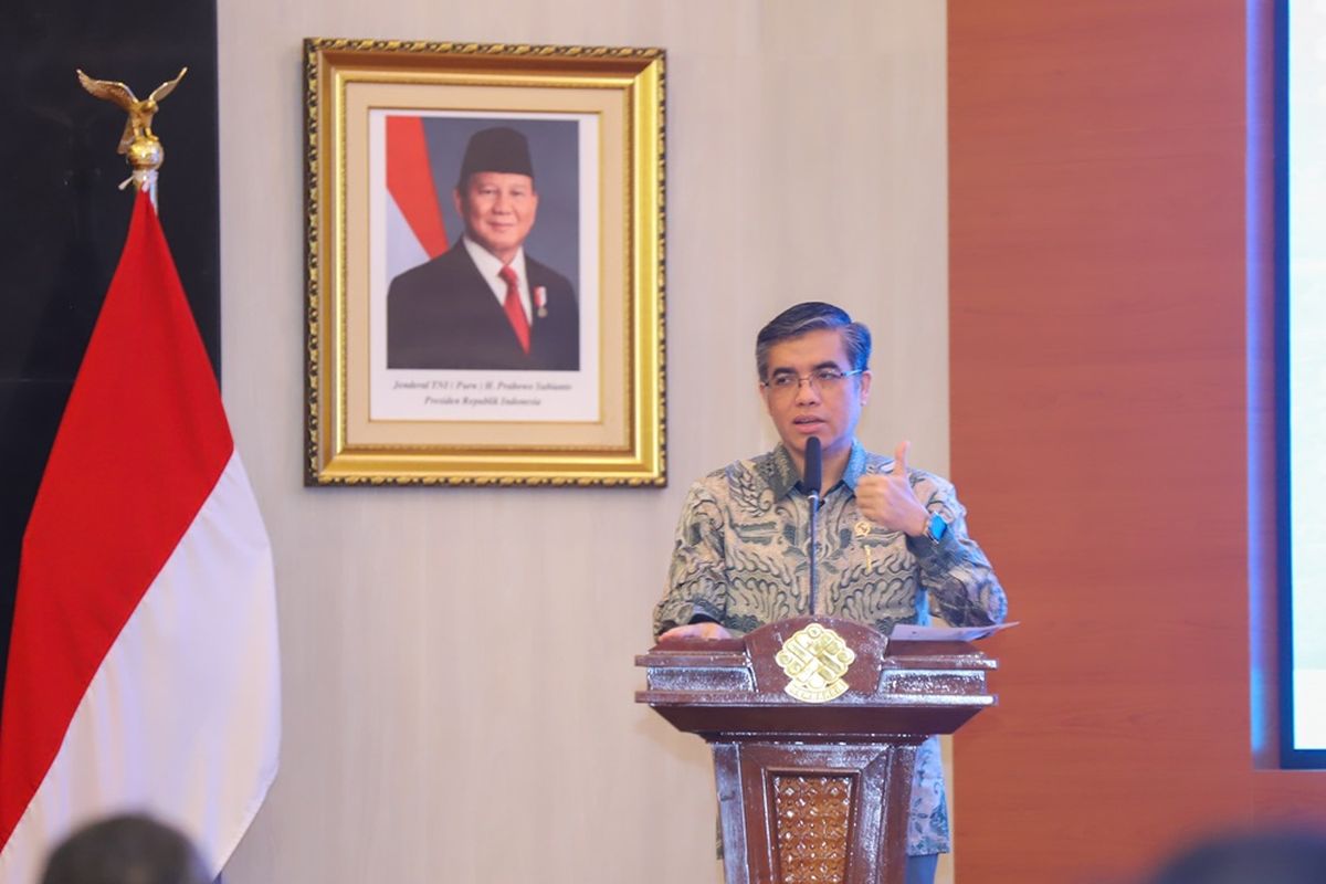 Menteri Ketenagakerjaan (Menaker) Yassierli menyampaikan, terdapat 341.086 lowongan kerja berdasarkan data dari Pusat Pasar Kerja Kementerian Ketenagakerjaan (Kemenaker).