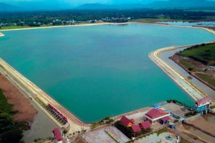 Kolam Regulasi Nipa-Nipa di tiga wilayah yakni Kota Makassar, Kabupaten Maros dan Kabupaten Gowa untuk mengatasi banjir di Kota Makassar.