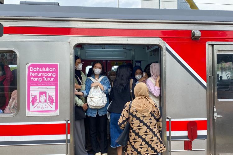 KRL Stasiun Bojong Gede-Citayam Alami Gangguan, PT KCI Rekayasa Pola Operasi