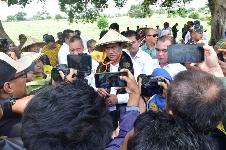Menteri Pertanian kunker di Sumbawa, konferensi pers usai tanam jagung Kamis (25/1/24)