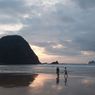Tergulung Ombak, Wisatawan Nyaris Tenggelam di Pantai Pulau Merah Banyuwangi