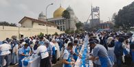 Saat 500 Ayah Ambil Alih Dapur, Menyiapkan Sarapan untuk Para Ibu di Bandung