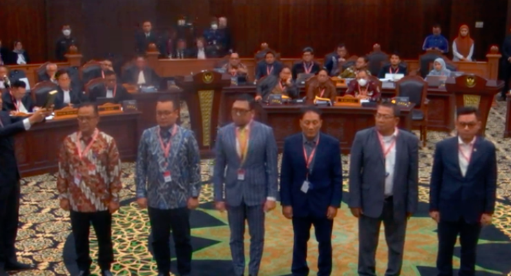 Kubu Prabowo-Gibran Datangkan Eks Wamenkumham hingga Pimpinan Komisi DPR di Sidang MK