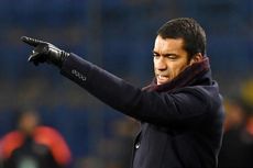 Van Bronckhorst Resmi Tangani Klub Asal China