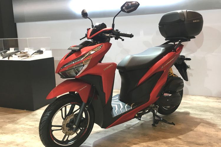 Vario 150  terbaru 2018 dengan kelengkapan aksesori.