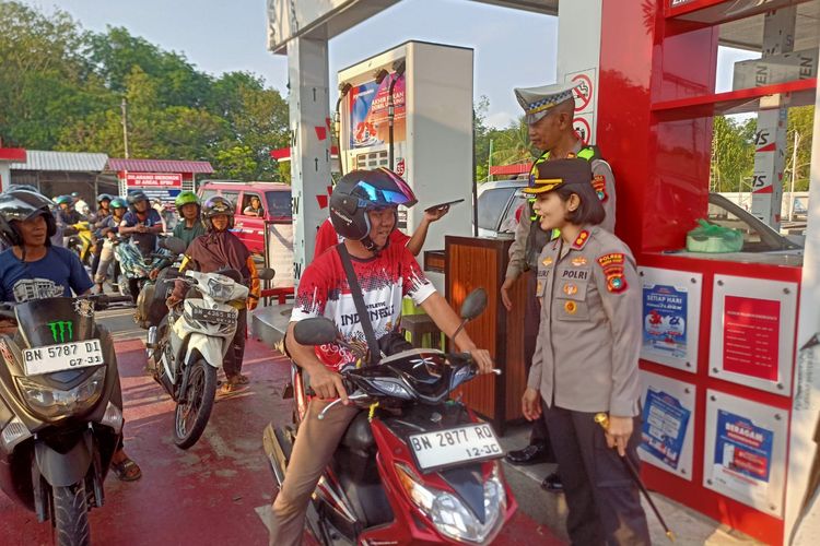 Antrean BBM Mengular, Polisi Antisipasi Pembelian Berulang dan Tanki Over Kapasitas di Bangka Barat