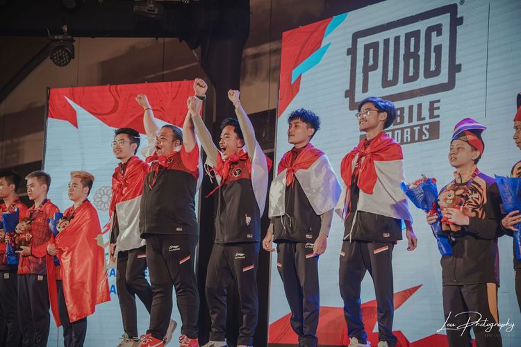 Skuad Esports Indonesia pada ajang SEA Games 2021 Vietnam. Nomor PUBG Mobile meraih medali emas.