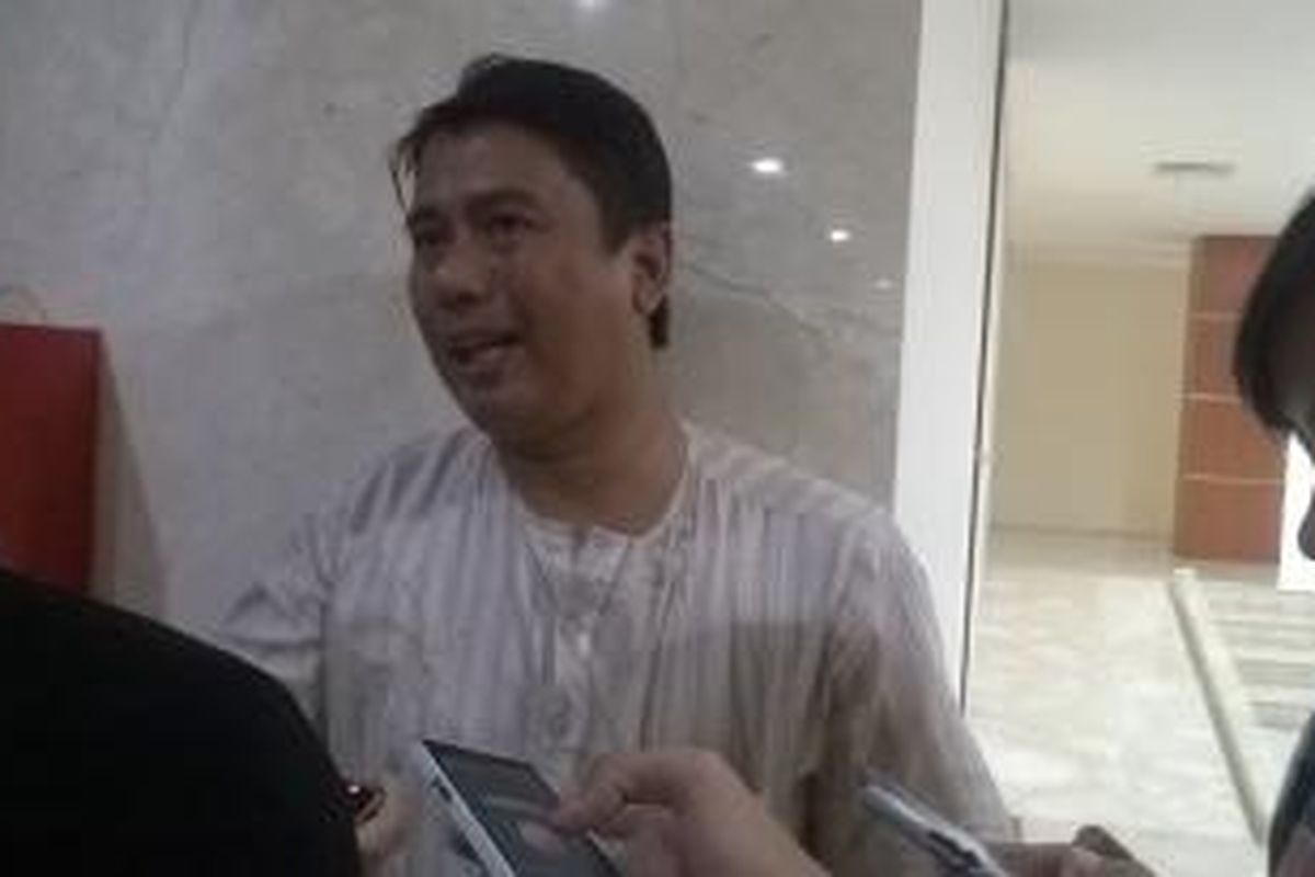 Rahmat RM, Pembina Pedagang Pasar Jaya Karang Anyar prihatin dengan kondisi pedagang yang kiosnya ditertibkan, Rabu (16/09/15)
